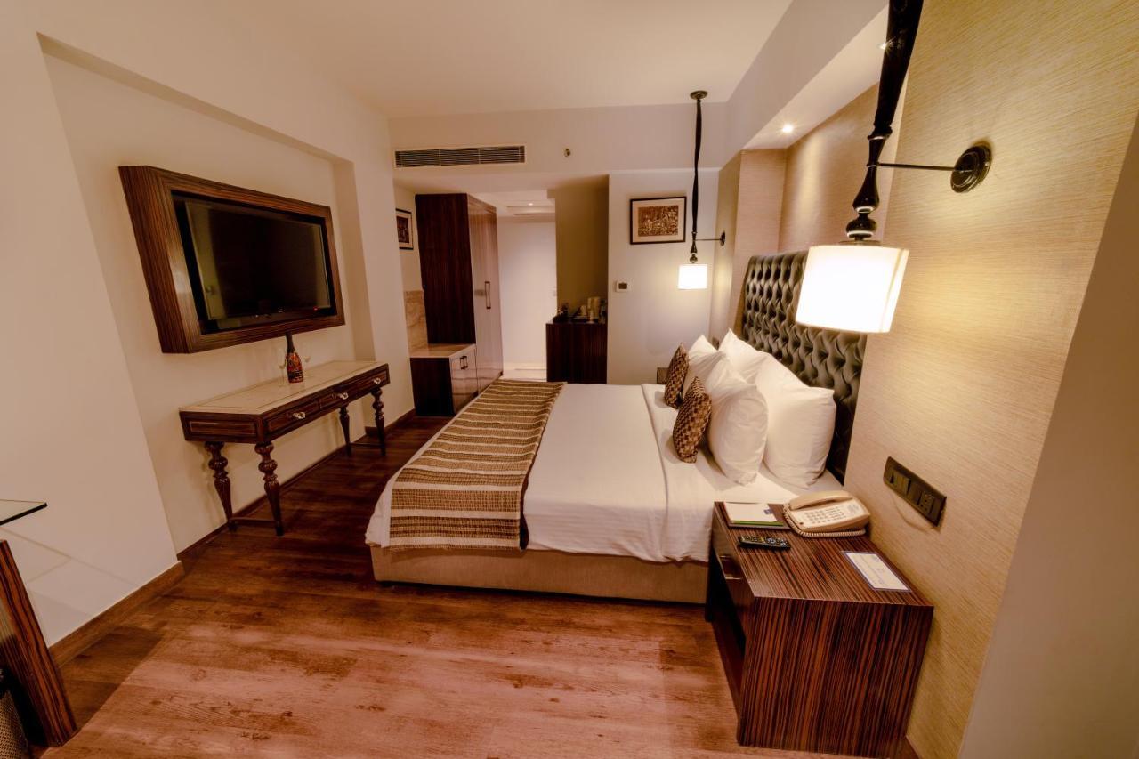 Sarovar Portico Jaipur Exterior photo