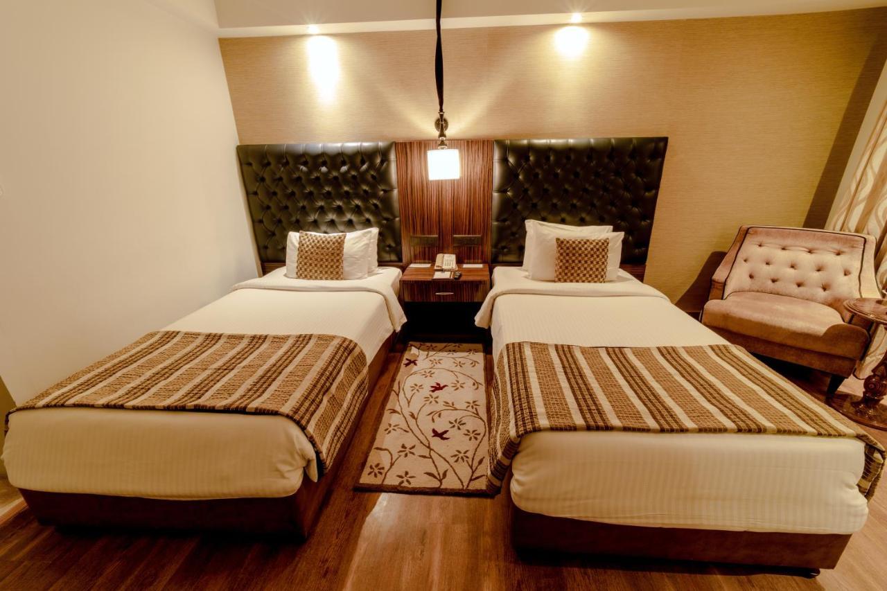 Sarovar Portico Jaipur Exterior photo