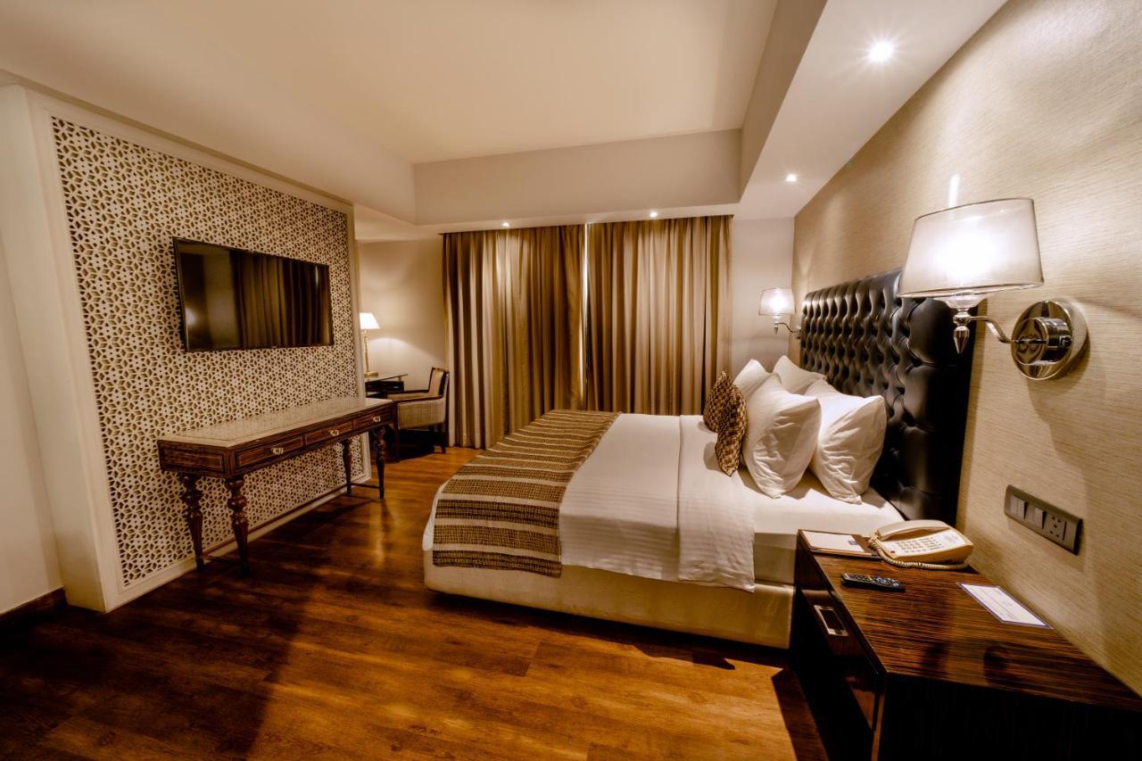 Sarovar Portico Jaipur Exterior photo