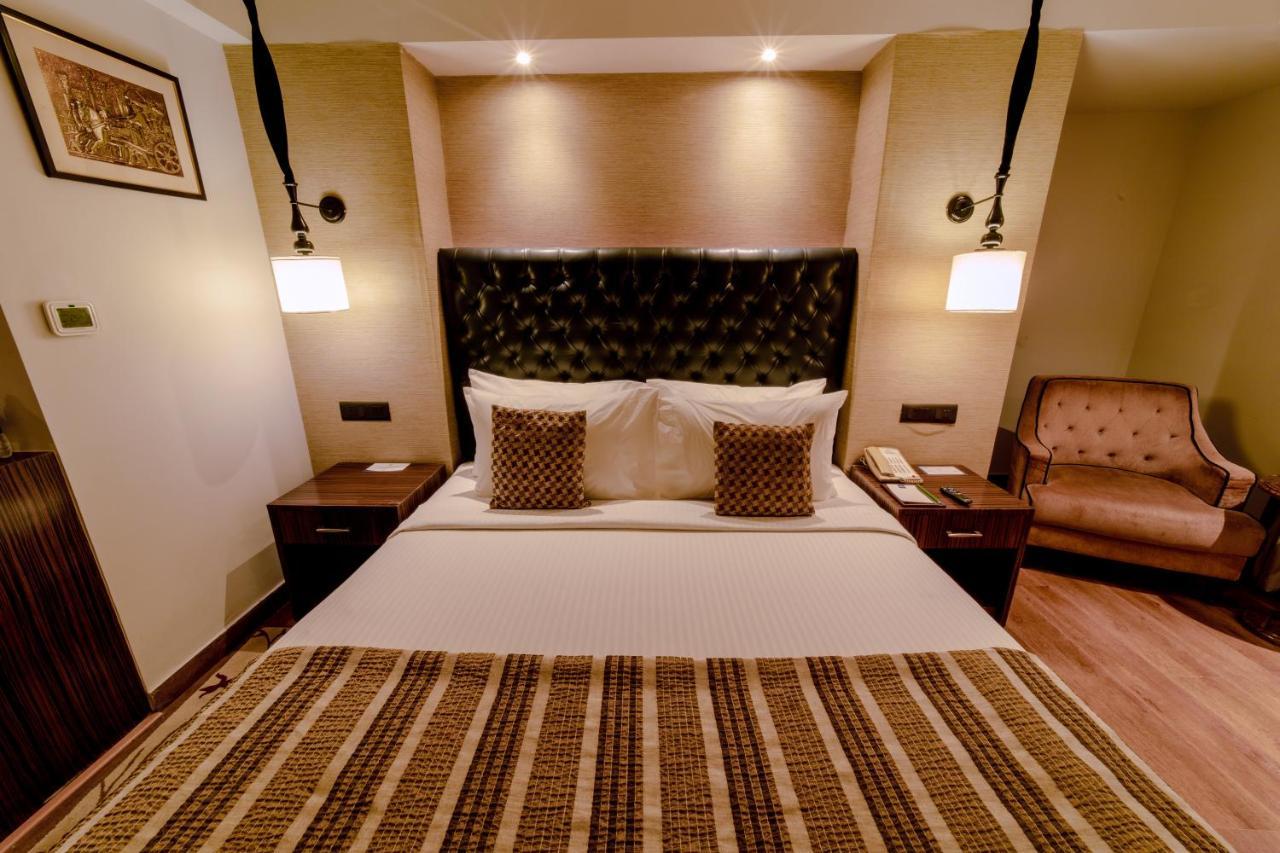 Sarovar Portico Jaipur Exterior photo
